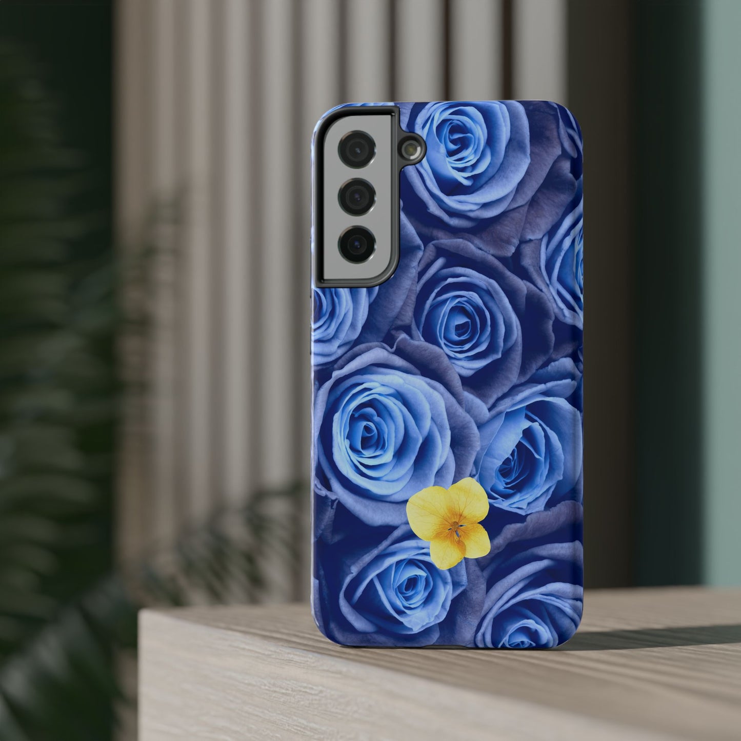 Impact-Resistant Phone Case - Blue Roses & Yellow Flower Design