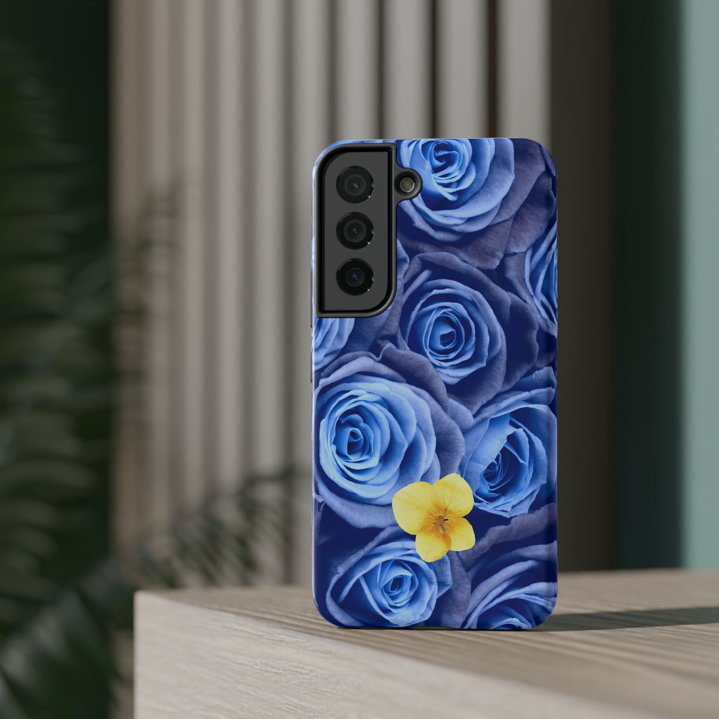 Impact-Resistant Phone Case - Blue Roses & Yellow Flower Design